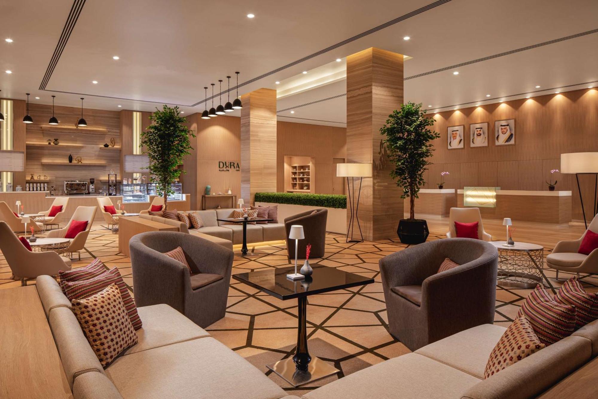 Doubletree By Hilton Fujairah City Exteriér fotografie The lounge at the airport